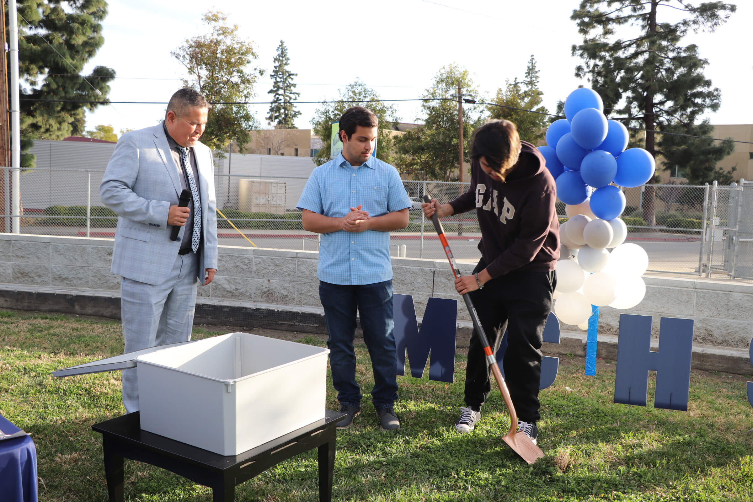 Image One for Middle College High School